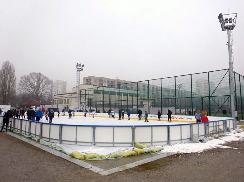 На 28 декември 2015 г., в присъствието на г-жа Йорданка Фандъкова – кмет на Столична община и г-жа Надя Данкинова – изпълнителен директор на ФУГРС ЕАД, бе представена новата ледена пързалка на 